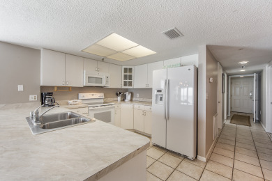 Lake House Corner Beach Front Unit - Beach Place #412, , on Madeira Beach in Florida - Lakehouse Vacation Rental - Lake Home for rent on LakeHouseVacations.com