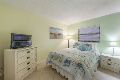 Lake House Direct Beachfront - Gulf Views - Beach Place #407, , on Madeira Beach in Florida - Lakehouse Vacation Rental - Lake Home for rent on LakeHouseVacations.com