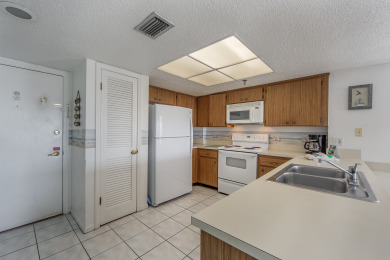 Lake House Corner Unit Views John's Pass - Beach Place #204, , on Madeira Beach in Florida - Lakehouse Vacation Rental - Lake Home for rent on LakeHouseVacations.com