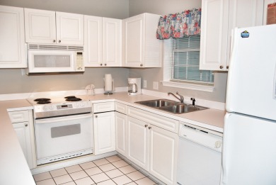 Lake House 204-4827 The Perfect Affordable Get-A-Way For Your Family., , on Atlantic Ocean - Myrtle Beach in South Carolina - Lakehouse Vacation Rental - Lake Home for rent on LakeHouseVacations.com