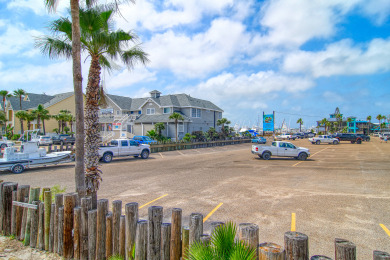 Lake House Cozy Pet Friendly Cottage nestled right in the heart of the flats!, , on Gulf of Mexico - Port Aransas in Texas - Lakehouse Vacation Rental - Lake Home for rent on LakeHouseVacations.com