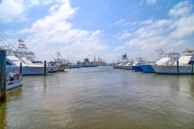 Lake House Cozy Pet Friendly Cottage nestled right in the heart of the flats!, , on Gulf of Mexico - Port Aransas in Texas - Lakehouse Vacation Rental - Lake Home for rent on LakeHouseVacations.com