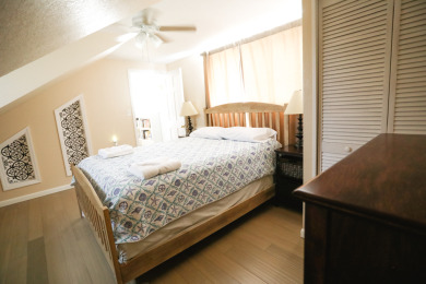 Lake House Waterfront Beach House Right On The Beautiful Back Bay with amazing sunsets, , on Atlantic Ocean - Virginia Beach  in Virginia - Lakehouse Vacation Rental - Lake Home for rent on LakeHouseVacations.com