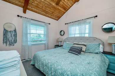 Lake House Calming Waters offers the sound of the bay and the sea!, , on Atlantic Ocean - Virginia Beach  in Virginia - Lakehouse Vacation Rental - Lake Home for rent on LakeHouseVacations.com