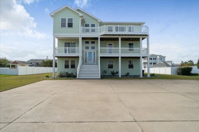 Lake House Beautiful Beach Palace With a Gorgeous View!, , on Atlantic Ocean - Virginia Beach  in Virginia - Lakehouse Vacation Rental - Lake Home for rent on LakeHouseVacations.com