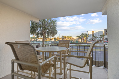 Lake House Emerald Isle 205 by Alicia Hollis Rentals Open Aug 16 FREE TICKETS! $300Day, , on Gulf of Mexico - Fort Walton in Florida - Lakehouse Vacation Rental - Lake Home for rent on LakeHouseVacations.com