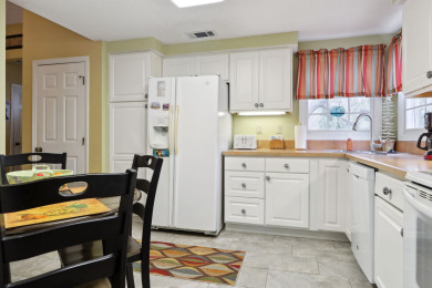 Lake House Evian 200 - Beautiful 2 BR 2BA 2nd Floor Flat. Special Rates til 62824, , on Atlantic Ocean - Hilton Head Island in South Carolina - Lakehouse Vacation Rental - Lake Home for rent on LakeHouseVacations.com