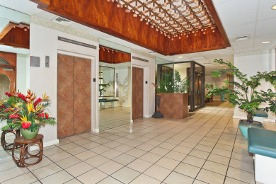 Lake House Gorgeous full ocean view! Short walk to beach! FREE Parking & Wi-Fi! Sleeps 6, , on Oahu - Honolulu in Hawaii - Lakehouse Vacation Rental - Lake Home for rent on LakeHouseVacations.com