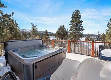 Lake House Hot Tub. Lv2 EV charger. 5 STAR! FAMILY FRIENDLY! GAME ROOM. LAKE, , on Big Bear Lake in California - Lakehouse Vacation Rental - Lake Home for rent on LakeHouseVacations.com