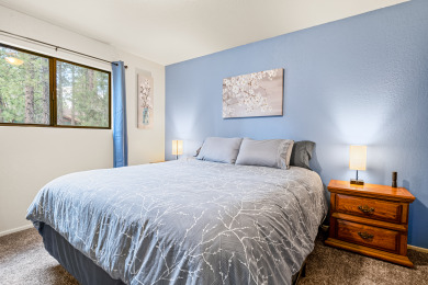 Lake House Family Fox Farm LARGE 4 bedroom 5 min to Resorts. Fire Pit- Garage Access, , on Big Bear Lake in California - Lakehouse Vacation Rental - Lake Home for rent on LakeHouseVacations.com