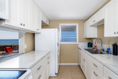 Lake House Kksr#182 Direct Oceanfront Townhome, Right on the Water with AC! , , on Big Island - Kailua-Kona Bay  in Hawaii - Lakehouse Vacation Rental - Lake Home for rent on LakeHouseVacations.com