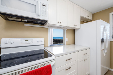 Lake House Kksr#182 Direct Oceanfront Townhome, Right on the Water with AC! , , on Big Island - Kailua-Kona Bay  in Hawaii - Lakehouse Vacation Rental - Lake Home for rent on LakeHouseVacations.com