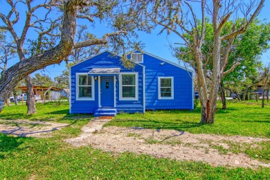 Lake House 5 houses on a 3 acre private waterfront property. Pier and kayak launch!, , on Gulf of Mexico - Aransas Bay in Texas - Lakehouse Vacation Rental - Lake Home for rent on LakeHouseVacations.com