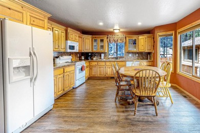 Lake House LOG CABIN! NEW HOT TUB! WALK to LAKE & SLOPES. Great Family cabin and PETS, , on Big Bear Lake in California - Lakehouse Vacation Rental - Lake Home for rent on LakeHouseVacations.com