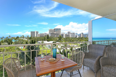 Lake House Gorgeous Ocean & Park Views! Full Kitchen! Steps to Beach!, , on Oahu - Honolulu in Hawaii - Lakehouse Vacation Rental - Lake Home for rent on LakeHouseVacations.com