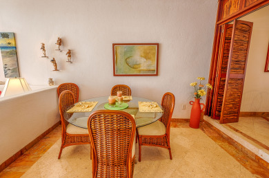 Lake House Beachfront access out the patio door! Swimming pool, AC and WiFi!, , on  in Quintana Roo - Lakehouse Vacation Rental - Lake Home for rent on LakeHouseVacations.com