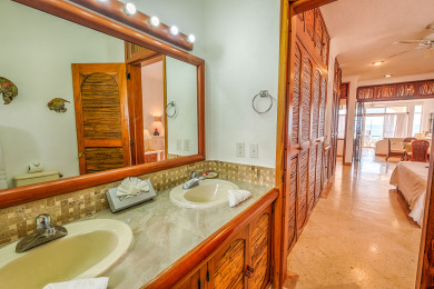 Lake House Beachfront access out the patio door! Swimming pool, AC and WiFi!, , on  in Quintana Roo - Lakehouse Vacation Rental - Lake Home for rent on LakeHouseVacations.com