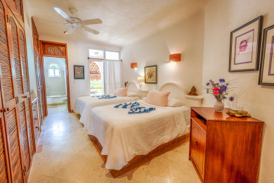 Lake House Beachfront access out the patio door! Swimming pool, AC and WiFi!, , on  in Quintana Roo - Lakehouse Vacation Rental - Lake Home for rent on LakeHouseVacations.com