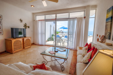 Lake House Beachfront access out the patio door! Swimming pool, AC and WiFi!, , on  in Quintana Roo - Lakehouse Vacation Rental - Lake Home for rent on LakeHouseVacations.com