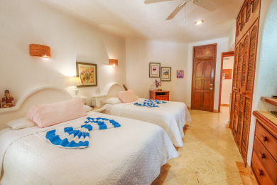 Lake House Beachfront access out the patio door! Swimming pool, AC and WiFi!, , on  in Quintana Roo - Lakehouse Vacation Rental - Lake Home for rent on LakeHouseVacations.com