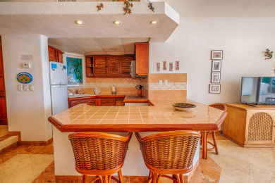 Lake House Beachfront access out the patio door! Swimming pool, AC and WiFi!, , on  in Quintana Roo - Lakehouse Vacation Rental - Lake Home for rent on LakeHouseVacations.com