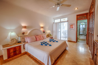 Lake House Beachfront access out the patio door! Swimming pool, AC and WiFi!, , on  in Quintana Roo - Lakehouse Vacation Rental - Lake Home for rent on LakeHouseVacations.com
