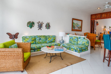 Lake House Lovely upscale beachfront condo on Half Moon Bay. Pool, AC and WiFi!, , on  in Quintana Roo - Lakehouse Vacation Rental - Lake Home for rent on LakeHouseVacations.com