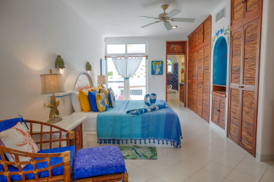 Lake House Lovely upscale beachfront condo on Half Moon Bay. Pool, AC and WiFi!, , on  in Quintana Roo - Lakehouse Vacation Rental - Lake Home for rent on LakeHouseVacations.com
