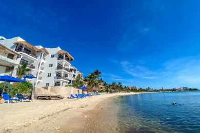 Lake House Upscale, comfortable beachfront condo with pool, AC and WiFi!, , on  in Quintana Roo - Lakehouse Vacation Rental - Lake Home for rent on LakeHouseVacations.com