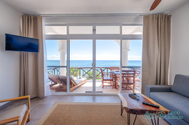 Lake House Upscale, comfortable beachfront condo with pool, AC and WiFi!, , on  in Quintana Roo - Lakehouse Vacation Rental - Lake Home for rent on LakeHouseVacations.com