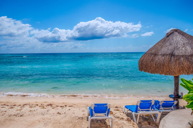 Lake House Upscale, comfortable beachfront condo with pool, AC and WiFi!, , on  in Quintana Roo - Lakehouse Vacation Rental - Lake Home for rent on LakeHouseVacations.com