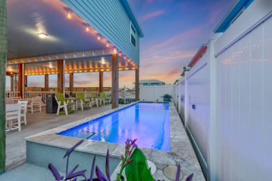 Lake House Exquisite Beach Retreat You Won't Want To Miss! Pet-Friendly, , on Gulf of Mexico - Port Aransas in Texas - Lakehouse Vacation Rental - Lake Home for rent on LakeHouseVacations.com