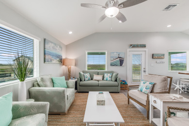 Lake House Exquisite Beach Retreat You Won't Want To Miss! Pet-Friendly, , on Gulf of Mexico - Port Aransas in Texas - Lakehouse Vacation Rental - Lake Home for rent on LakeHouseVacations.com