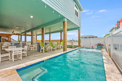 Lake House Exquisite Beach Retreat You Won't Want To Miss! Pet-Friendly, , on Gulf of Mexico - Port Aransas in Texas - Lakehouse Vacation Rental - Lake Home for rent on LakeHouseVacations.com