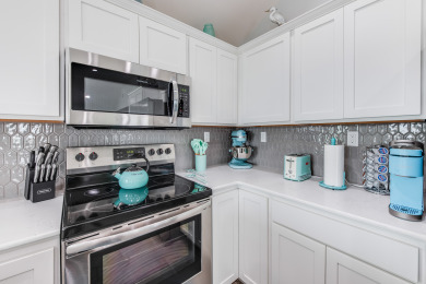 Lake House Exquisite Beach Retreat You Won't Want To Miss! Pet-Friendly, , on Gulf of Mexico - Port Aransas in Texas - Lakehouse Vacation Rental - Lake Home for rent on LakeHouseVacations.com