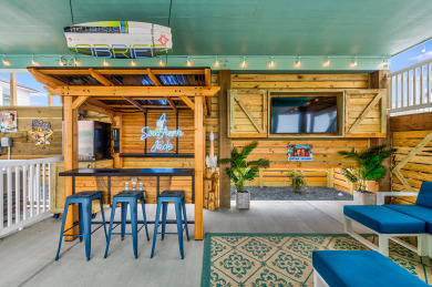 Lake House Exquisite Beach Retreat You Won't Want To Miss! Pet-Friendly, , on Gulf of Mexico - Port Aransas in Texas - Lakehouse Vacation Rental - Lake Home for rent on LakeHouseVacations.com