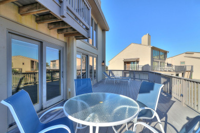 Lake House Stunning Beach View! Boardwalk Access to the Beach! Community Pool & Hot Tub!, , on Gulf of Mexico - Port Aransas in Texas - Lakehouse Vacation Rental - Lake Home for rent on LakeHouseVacations.com
