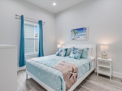 Lake House Rock Aransas Retreat! Huge Community Pool! Close to the beach and boat ramp!, , on Gulf of Mexico - Aransas Bay in Texas - Lakehouse Vacation Rental - Lake Home for rent on LakeHouseVacations.com