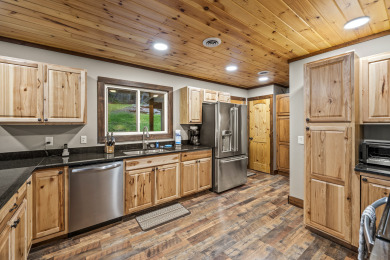 Lake House Coveted Ranch Floorplan, Arts and Crafts, Pet Friendly -Large Fenced in Yard., , on Gatlinburg in Tennessee - Lakehouse Vacation Rental - Lake Home for rent on LakeHouseVacations.com