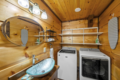 Lake House Coveted Ranch Floorplan, Arts and Crafts, Pet Friendly -Large Fenced in Yard., , on Gatlinburg in Tennessee - Lakehouse Vacation Rental - Lake Home for rent on LakeHouseVacations.com