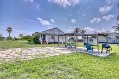 Lake House Tejas Angler Retreat, , on Gulf of Mexico - Aransas Pass in Texas - Lakehouse Vacation Rental - Lake Home for rent on LakeHouseVacations.com
