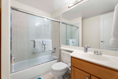 Lake House Alii Cove#U23-Beautiful Spacious 2 bedroom with Loft as Third Bedroom & Ac! , , on Big Island - Kailua-Kona Bay in Hawaii - Lakehouse Vacation Rental - Lake Home for rent on LakeHouseVacations.com