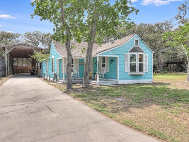 Lake House Quaint in town Cottage, Walk to Restaurants and Bars, Screened Porch, RV Pad, , on Gulf of Mexico - Aransas Bay in Texas - Lakehouse Vacation Rental - Lake Home for rent on LakeHouseVacations.com
