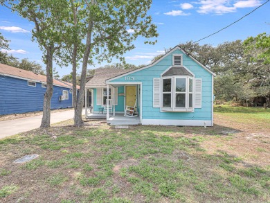 Lake House Quaint in town Cottage, Walk to Restaurants and Bars, Screened Porch, RV Pad, , on Gulf of Mexico - Aransas Bay in Texas - Lakehouse Vacation Rental - Lake Home for rent on LakeHouseVacations.com