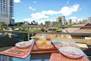 Lake House Heart of Waikiki! Close to Beach! Free Parking Nearby., , on Oahu - Honolulu in Hawaii - Lakehouse Vacation Rental - Lake Home for rent on LakeHouseVacations.com