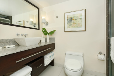 Lake House Heart of Waikiki! Close to Beach! Free Parking Nearby., , on Oahu - Honolulu in Hawaii - Lakehouse Vacation Rental - Lake Home for rent on LakeHouseVacations.com
