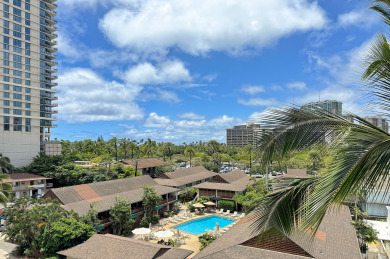 Lake House Heart of Waikiki! Close to Beach! Free Parking Nearby., , on Oahu - Honolulu in Hawaii - Lakehouse Vacation Rental - Lake Home for rent on LakeHouseVacations.com