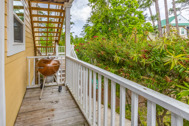 Lake House New Listing! Updated Interior Is Cozy, Comfortable & Close To White Beaches! , , on Gulf of Mexico - Pensacola in Florida - Lakehouse Vacation Rental - Lake Home for rent on LakeHouseVacations.com