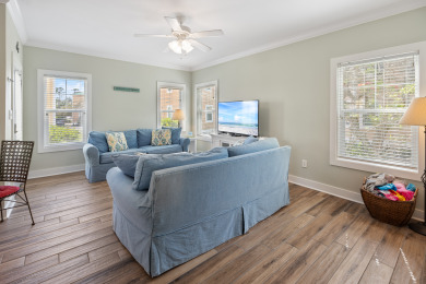 Lake House New Listing! Updated Interior Is Cozy, Comfortable & Close To White Beaches! , , on Gulf of Mexico - Pensacola in Florida - Lakehouse Vacation Rental - Lake Home for rent on LakeHouseVacations.com