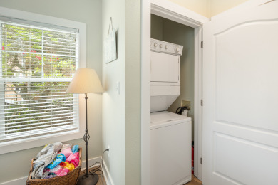 Lake House New Listing! Updated Interior Is Cozy, Comfortable & Close To White Beaches! , , on Gulf of Mexico - Pensacola in Florida - Lakehouse Vacation Rental - Lake Home for rent on LakeHouseVacations.com